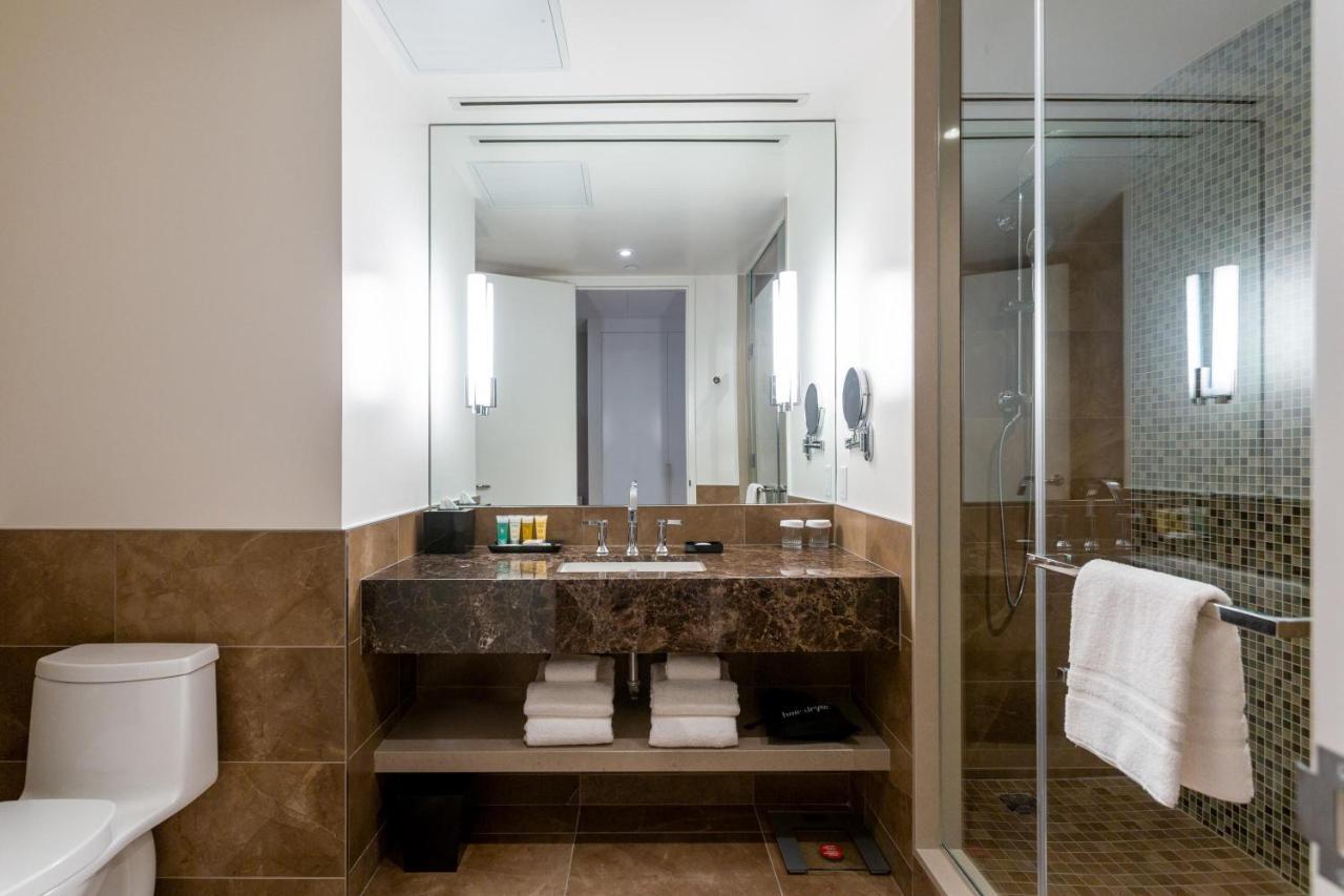 Sutton Place Hotel Торонто Экстерьер фото
